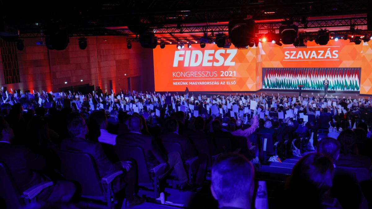 Stabilitás és frissítés: nyilvános a Fidesz 106 jelöltjének neve