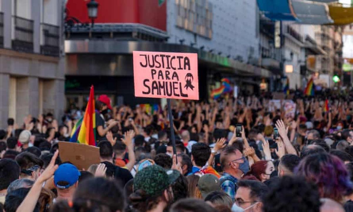 A 444 elhallgatja, hogy afrikai migránsok verték agyon szombaton a spanyol Pride egyik résztvevőjét