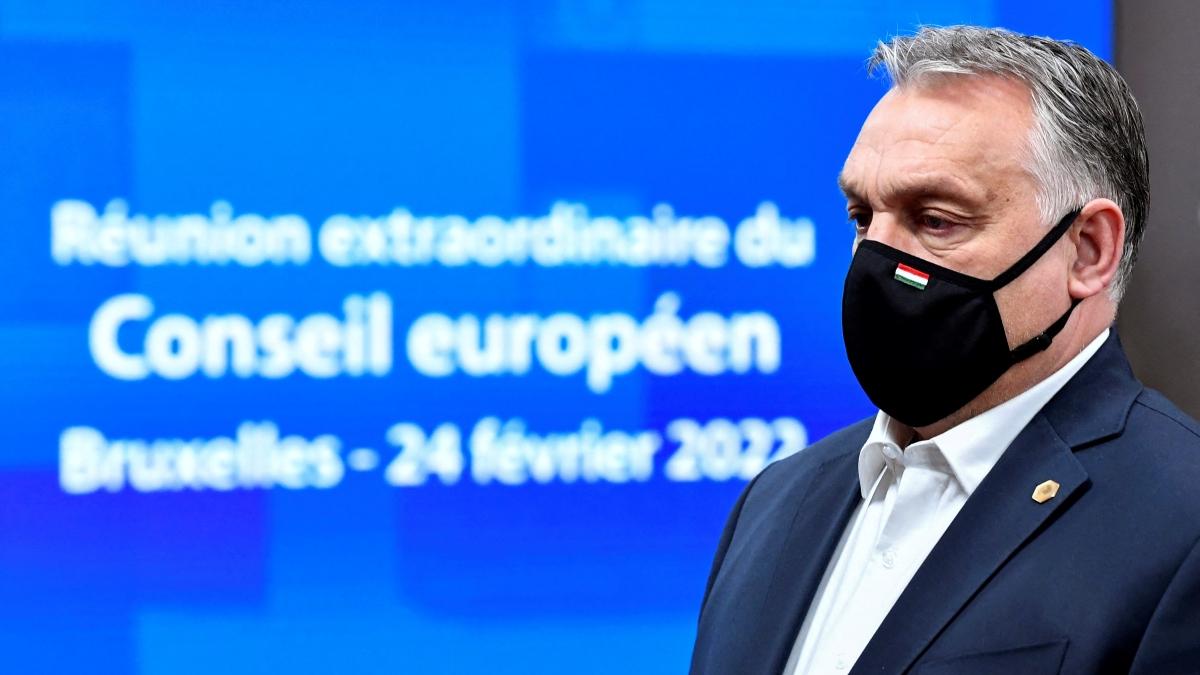 Orbán: Nem fogjuk engedni, hogy Magyarországot bárki belesodorja ebbe a háborúba!