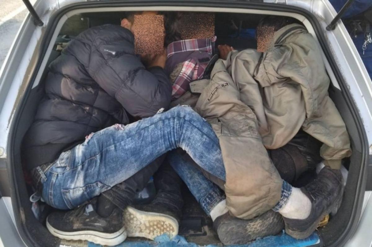 Román sofőr vezette MigránsTaxit fogtak el a rendőrök