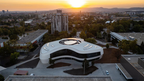Világszínvonalú új vásárvárost és konferenciaközpontot épített a kormány Budapesten
