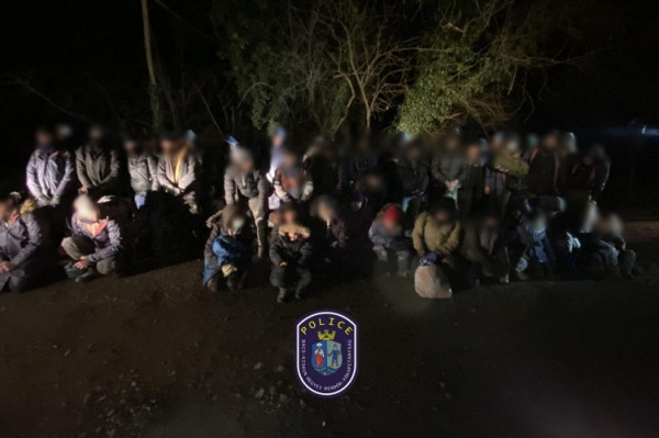 Álprobléma: Közel félszáz illegális migráns Hercegszántónál