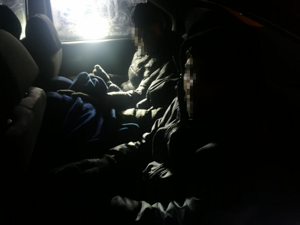 Illegális migránsokat csempészett a magyar sofőr