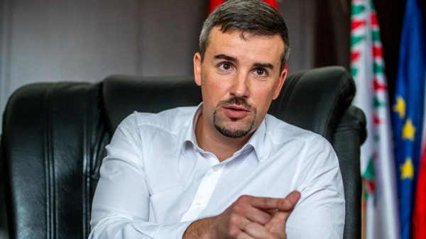 Eger után Debrecenben is fogyatkozik a Jobbik: kilépett az eddigi alelnök