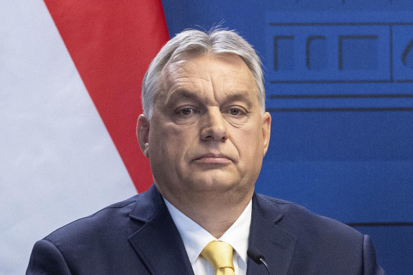 Orbán: már nem a "világ proletárjai egyesüljetek", hanem a "világ liberálisai egyesüljetek" az új jelszó