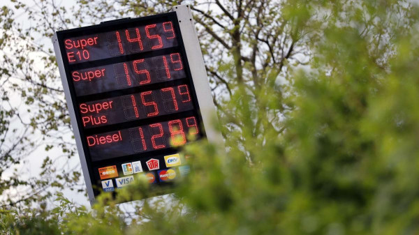 Zúgolódnak a németek és az osztrákok a benzin és a gázolaj meredek áremelkedése miatt